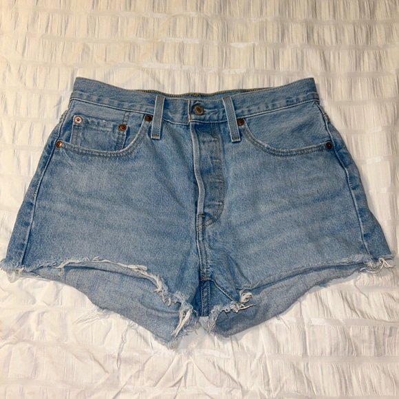 Levi’s jean shorts - Picture 1 of 2